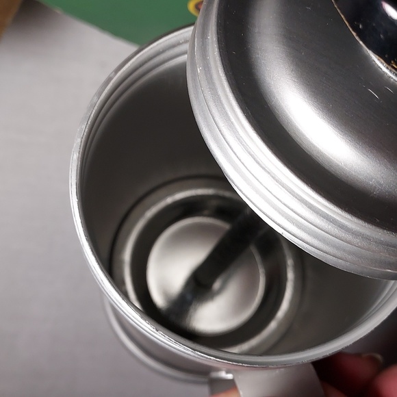 Vintage Mirro Cookie and Pastry Press in Original Box With Recipe Booklet - Picture 5 of 14